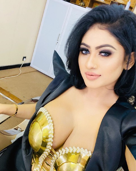 big indian tits model 29